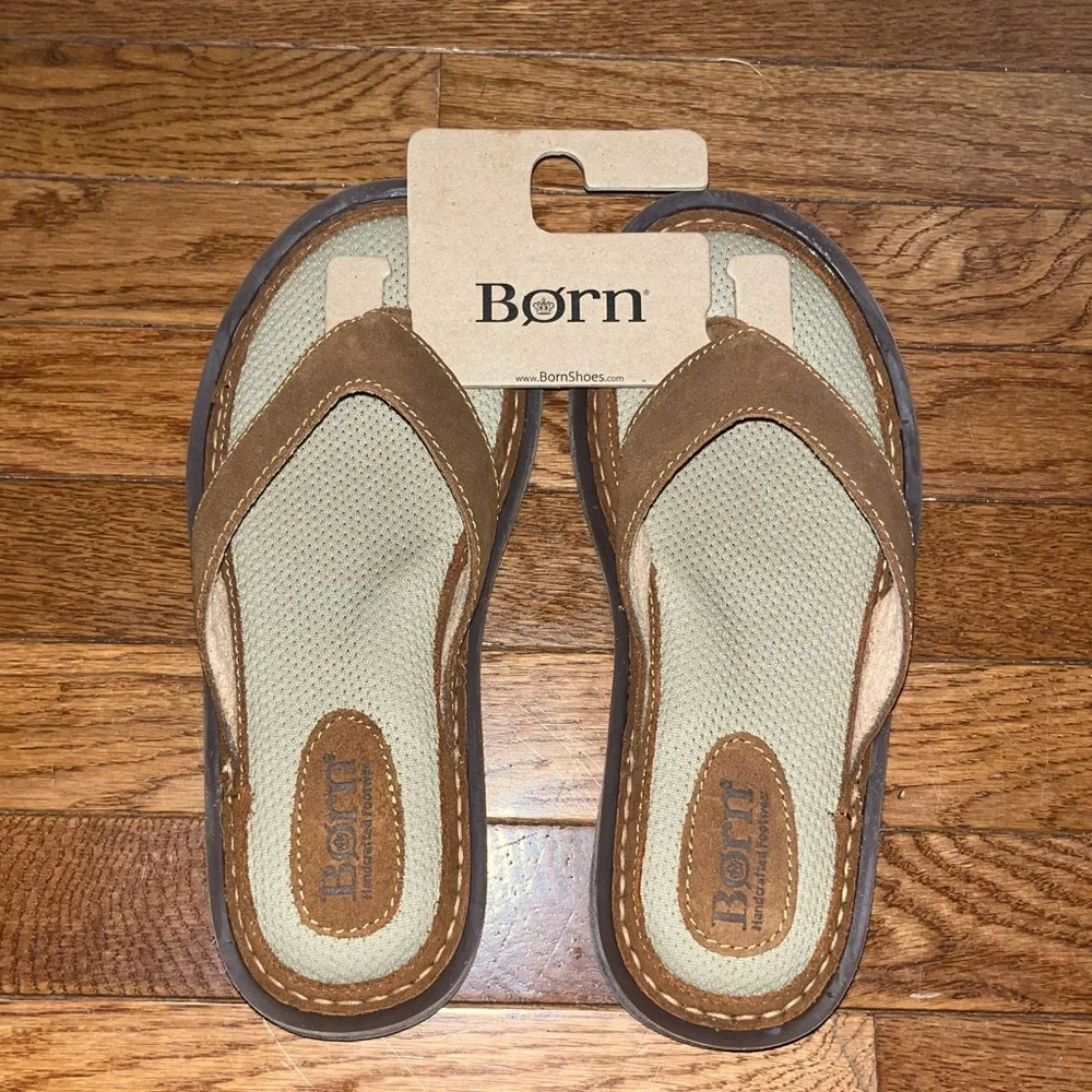 NEW Born Owen Flip Flop Brown (Glazed Ginger) Distressed Leather Men’s Size 8